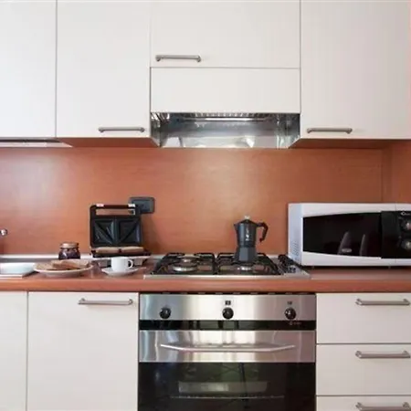 Apartament Grosse Ferienwohnung In Onno Mit Garten Und Terrasse Oliveto Lario